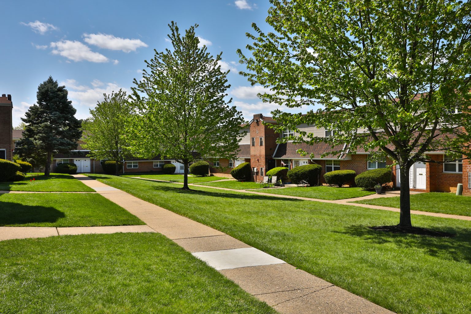 Photos Lakeview Terrace Apartments