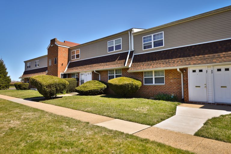 Photos Lakeview Terrace Apartments