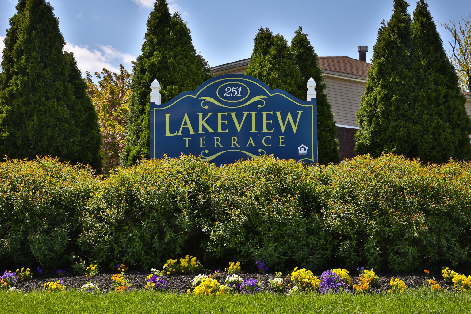 Photos Lakeview Terrace Apartments